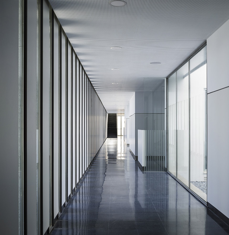 Health Centre at Gibraleon Javier Terrados Estudio de Arquitectura