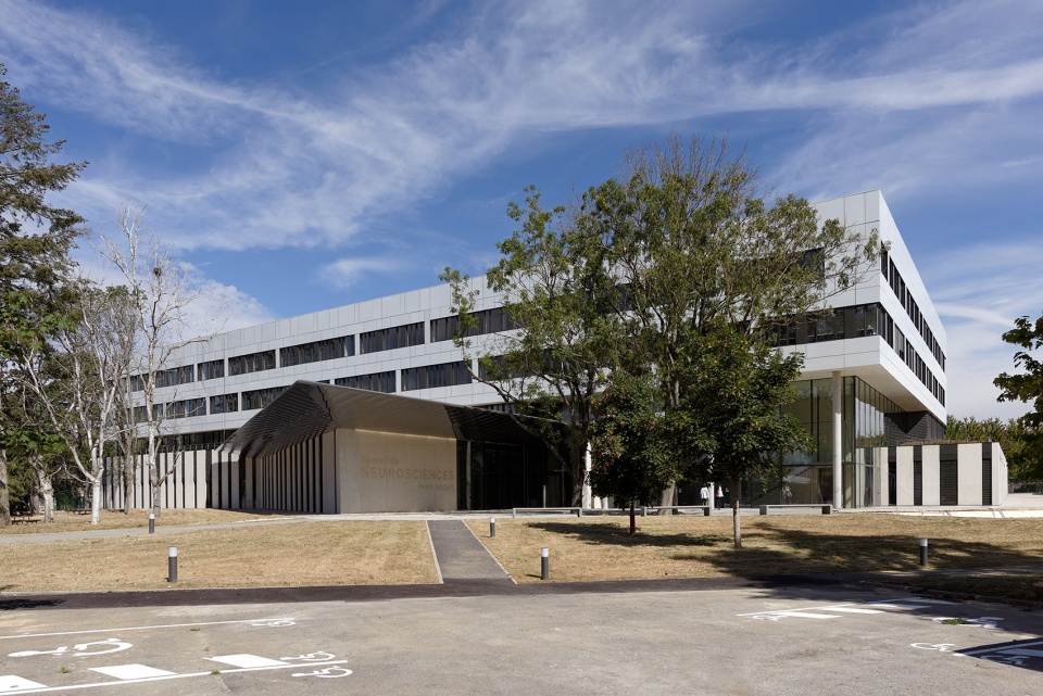 Campus CEA Paris Saclay Neuroscience Institute by Dietmar Feichtinger Architectes Celnikier Grabli Architectes