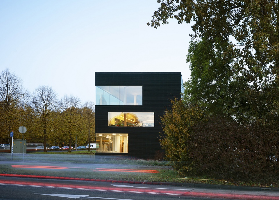 Terbregsehof 11 by Loer Architecten