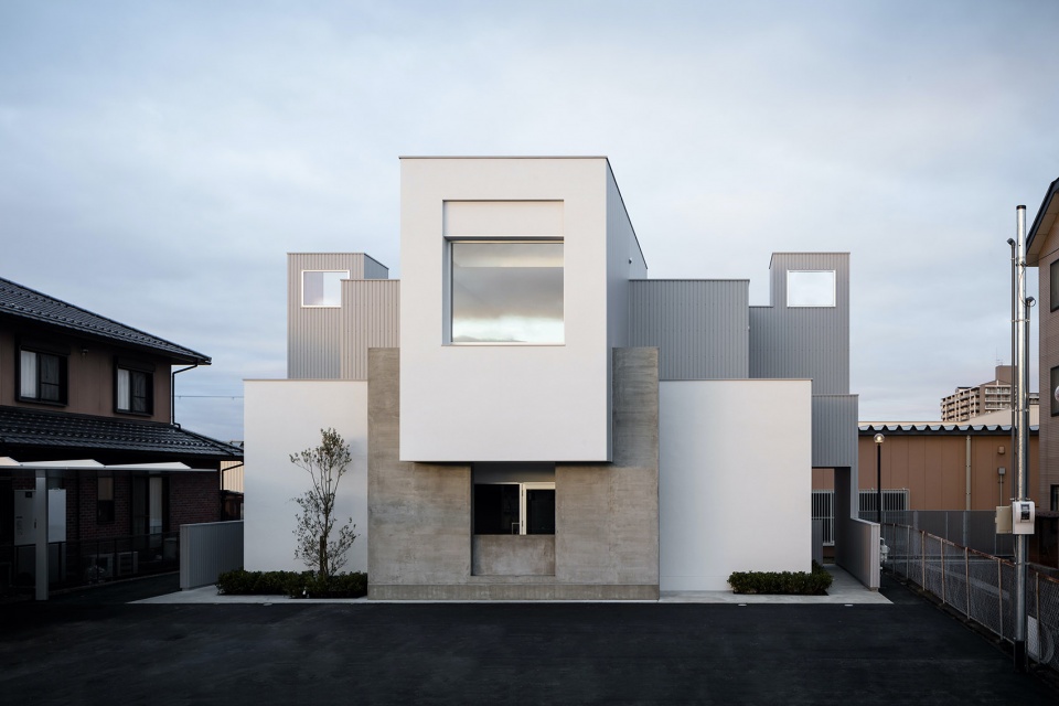 landscape house by formkouichi kimura architects
