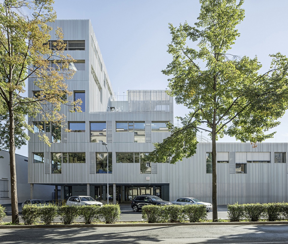 langenfeldgasse primary and vocational school by ppag architects 1