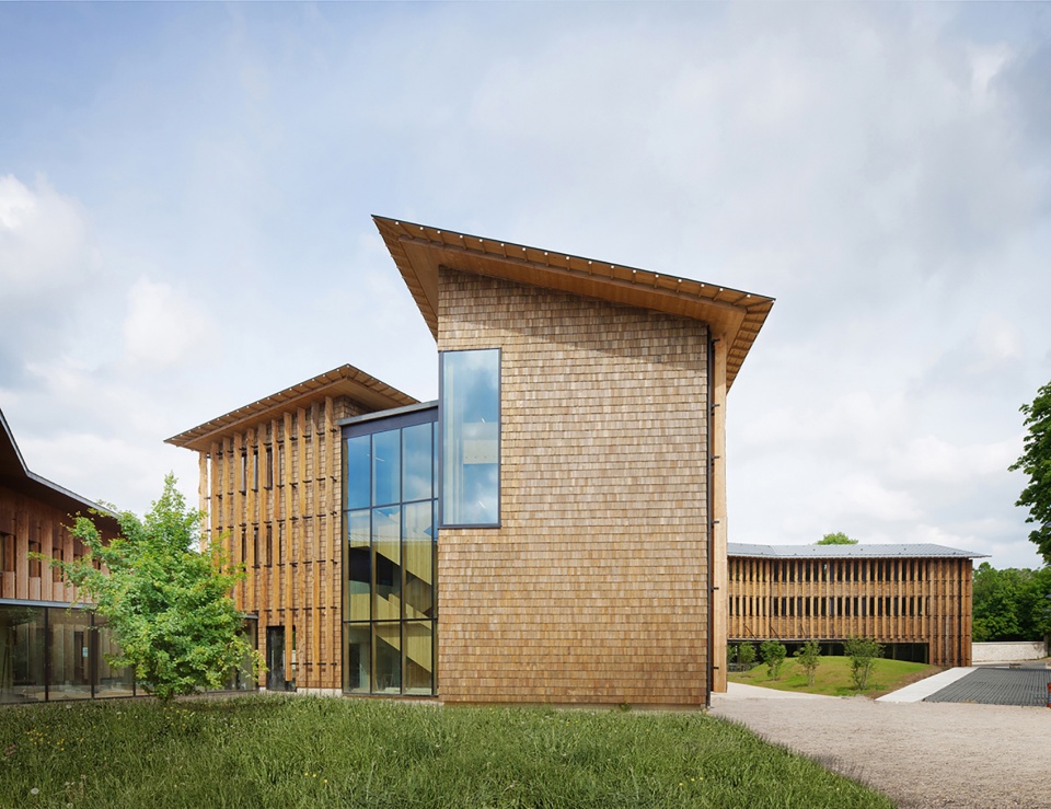 woody by atelier du pont