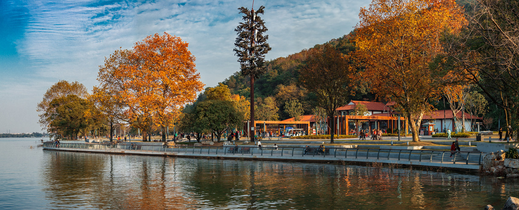 002-Moshan-Park-in-Wuhan-East-Lake-Greenway-China-by-ATLAS.jpg (1700×689)