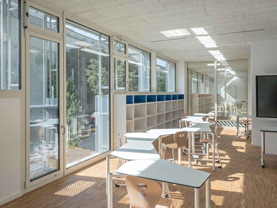 langenfeldgasse primary and vocational school by ppag architects 2