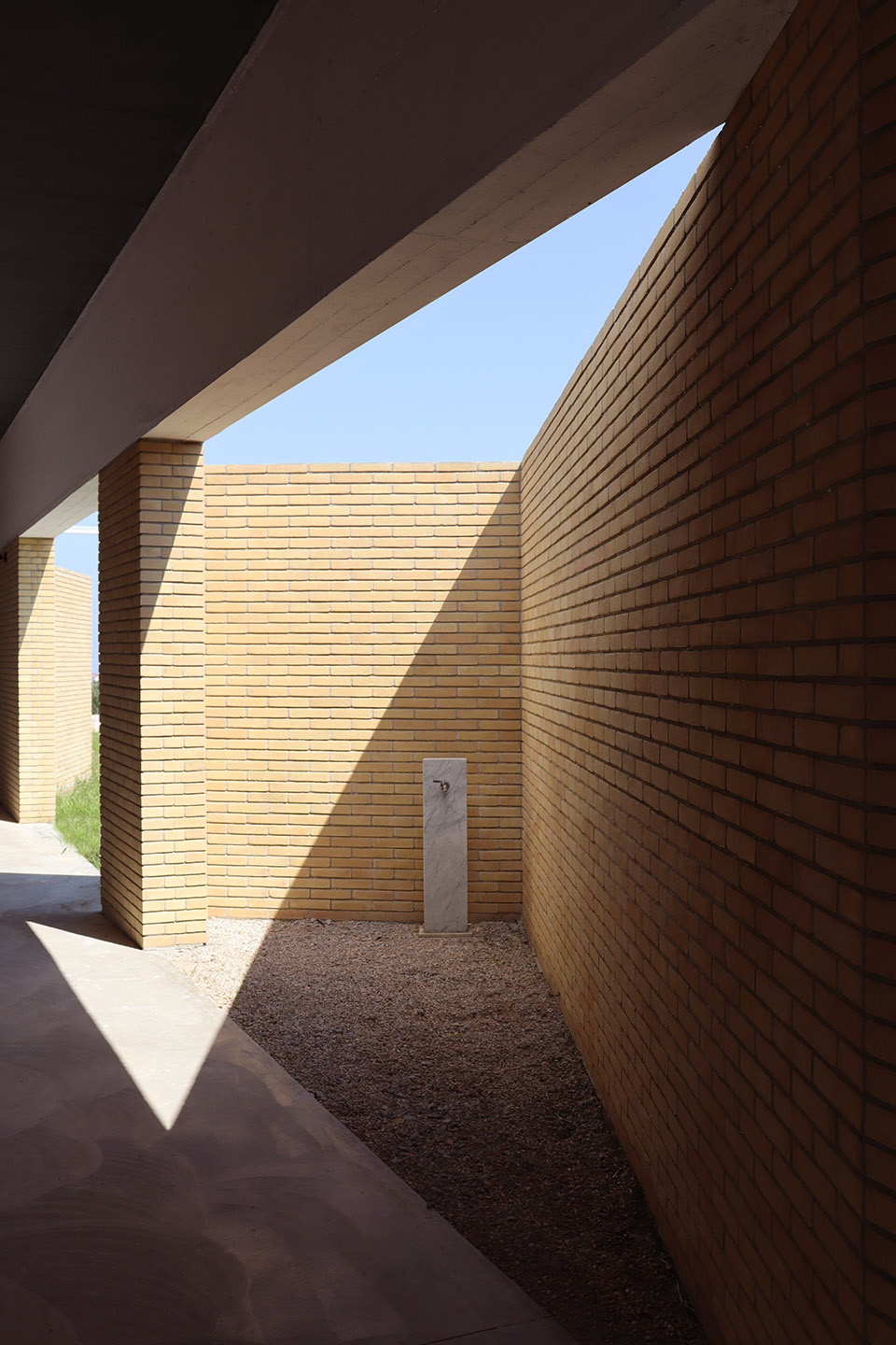 LANDSCAPE OF REMEMBRANCE Expansion of the Frisa Cemetery by arcari cimini architettura