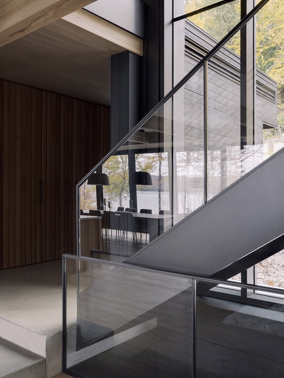 MTR residence by Alain Carle Architect