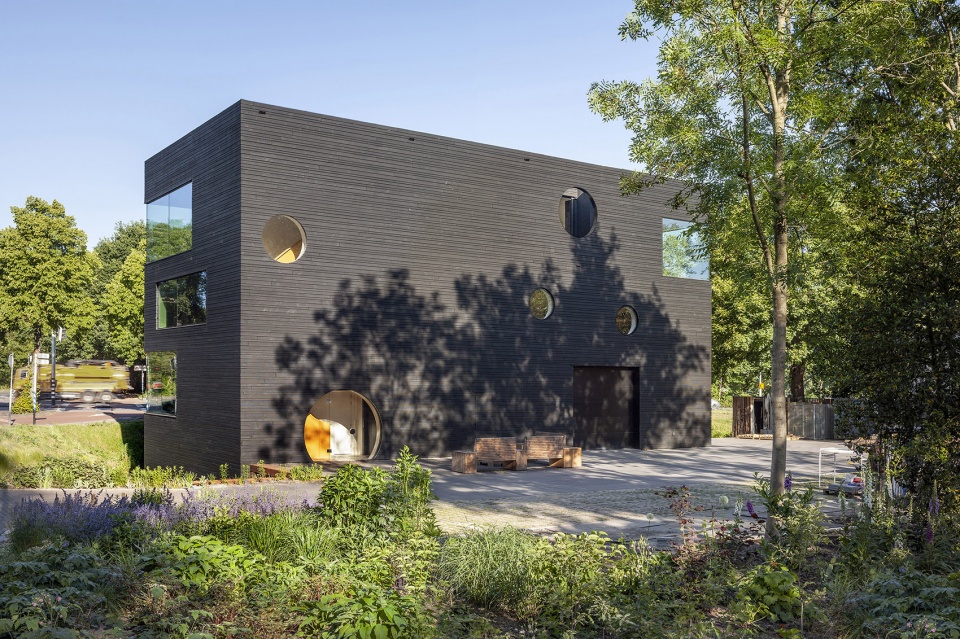 Terbregsehof 11 by Loer Architecten