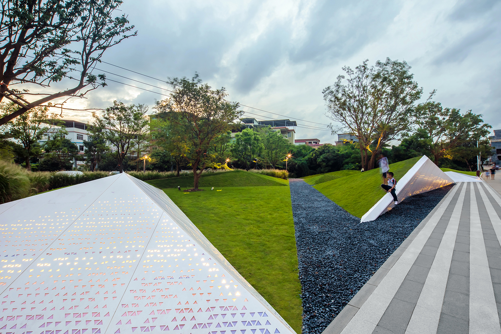 contract central for community of huangdeng china by upon design studio