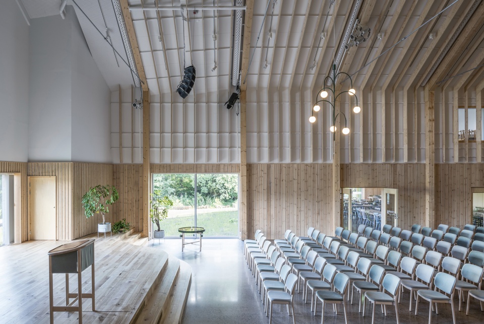 equmenia church by kjellgren kaminsky