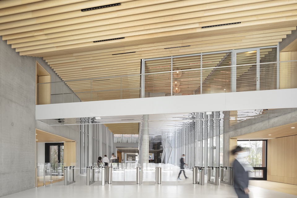 new headquarters of orange in lyon by hardel le bihan architectshga hubert godet architects