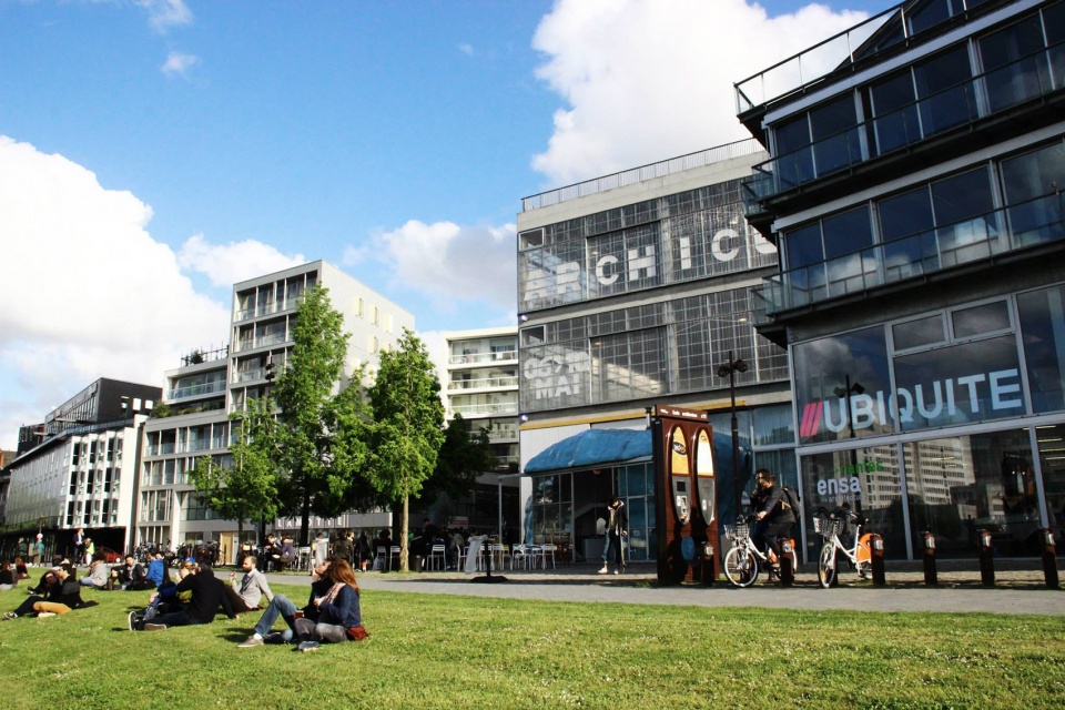 What was it like studying in the architecture school designed by Pritzker Prize winner