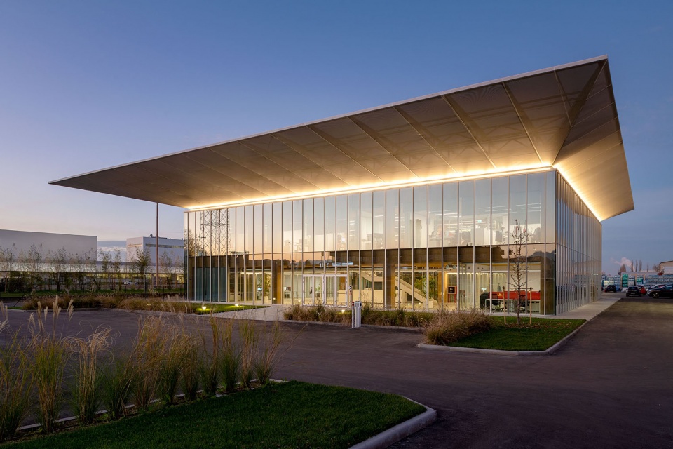 iperceramicas new office building by mario cucinella architects 1