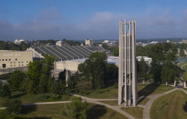 印第安纳大学钟琴塔，美国 / Susan T. Rodriguez Architecture and Design