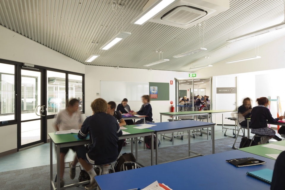 victor harbor senior high school by hames sharley