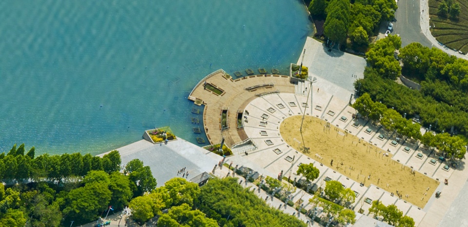 Hefei New Municipal and Culture District Swan Lake Park by LA Design