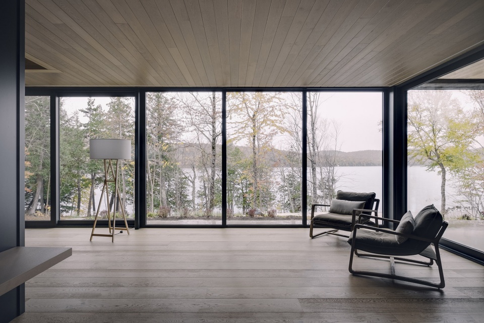 MTR residence by Alain Carle Architect