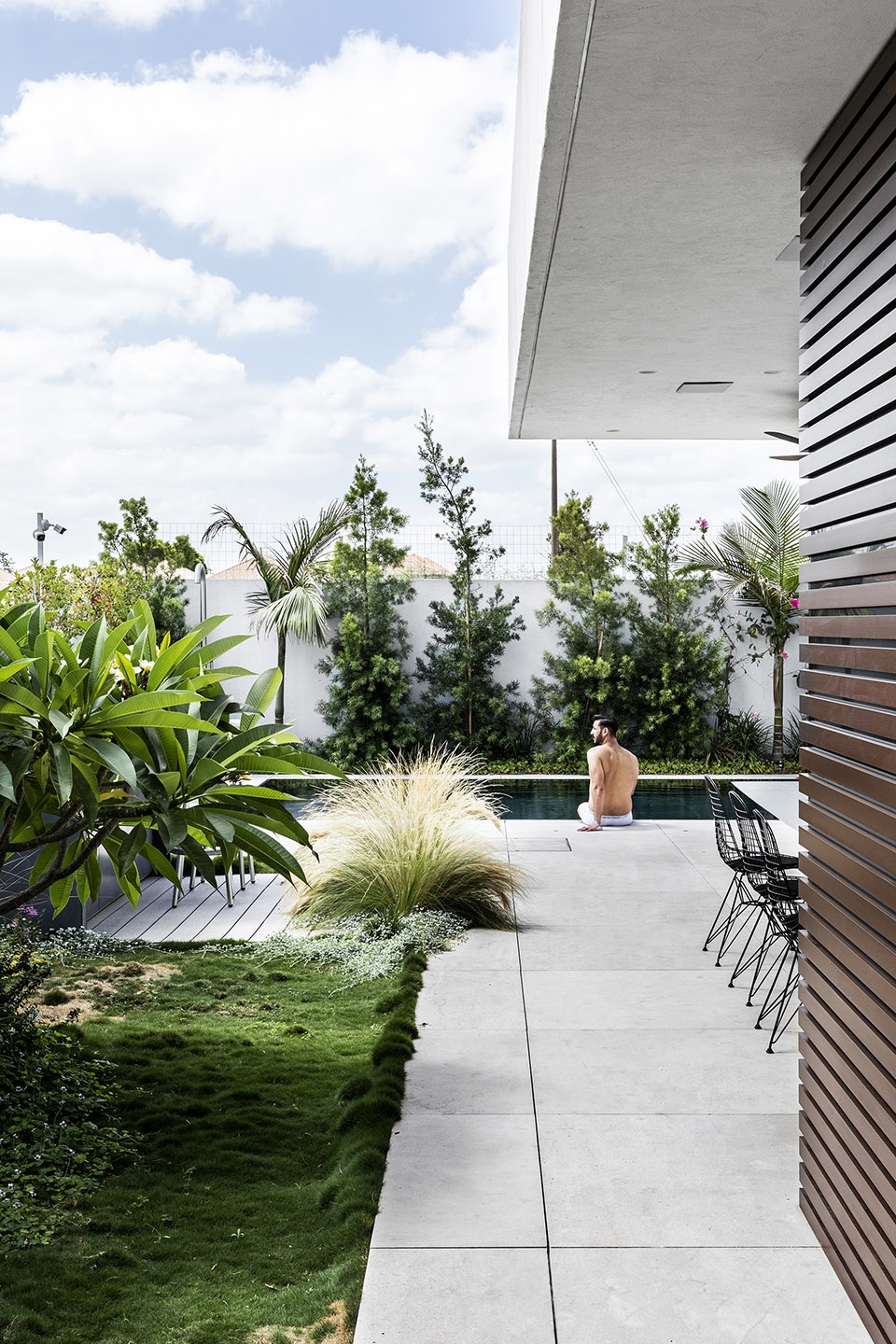 x6 two in one houses by raz melamed architect