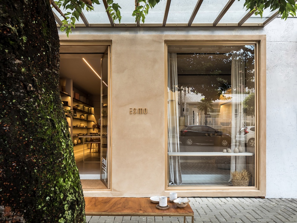 The ceramics and candles store by BOSCARDIN CORSI