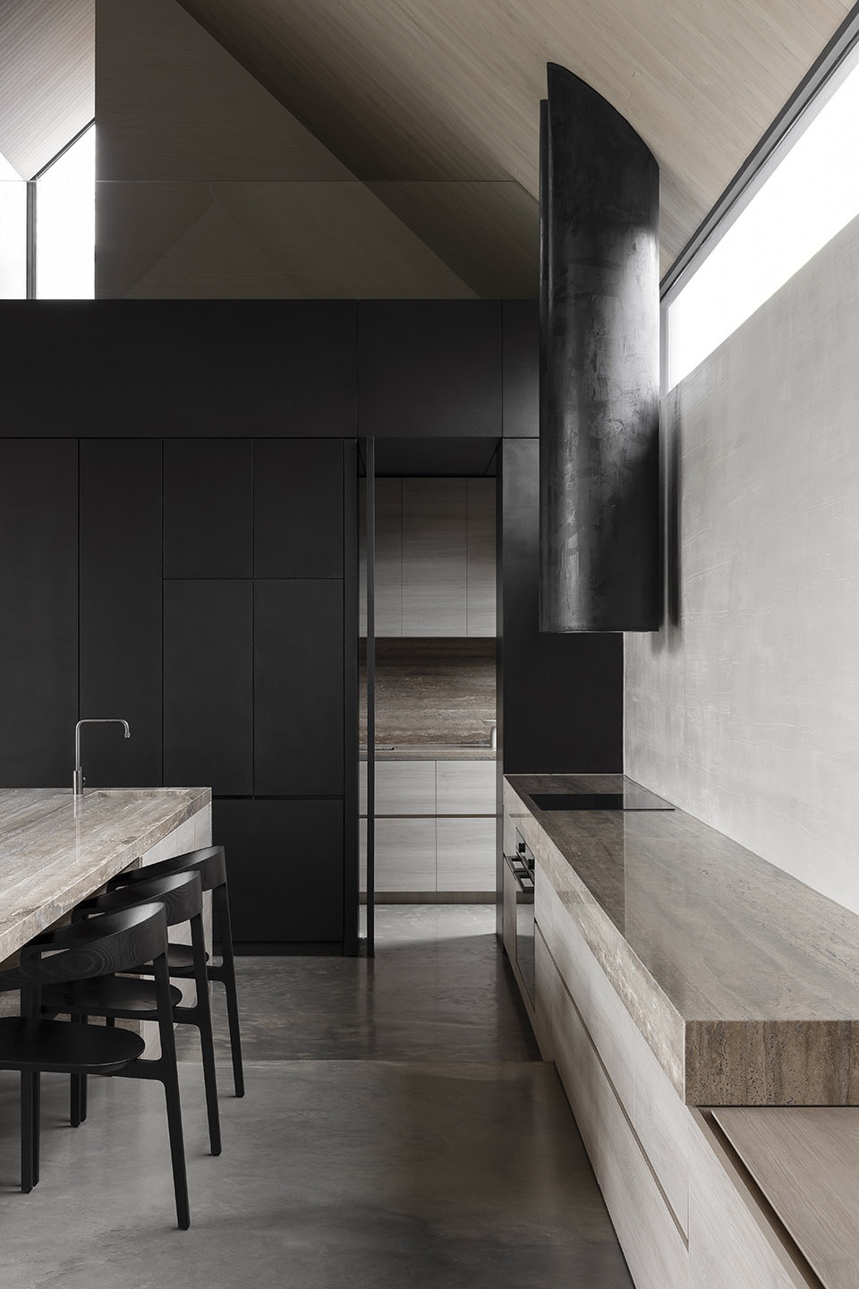 Barwon Heads House by Adam Kane Architects