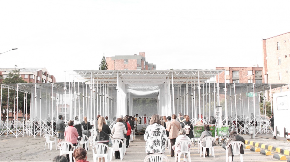alhambras cross by colab 19 sociedad colombiana de arquitectos 1