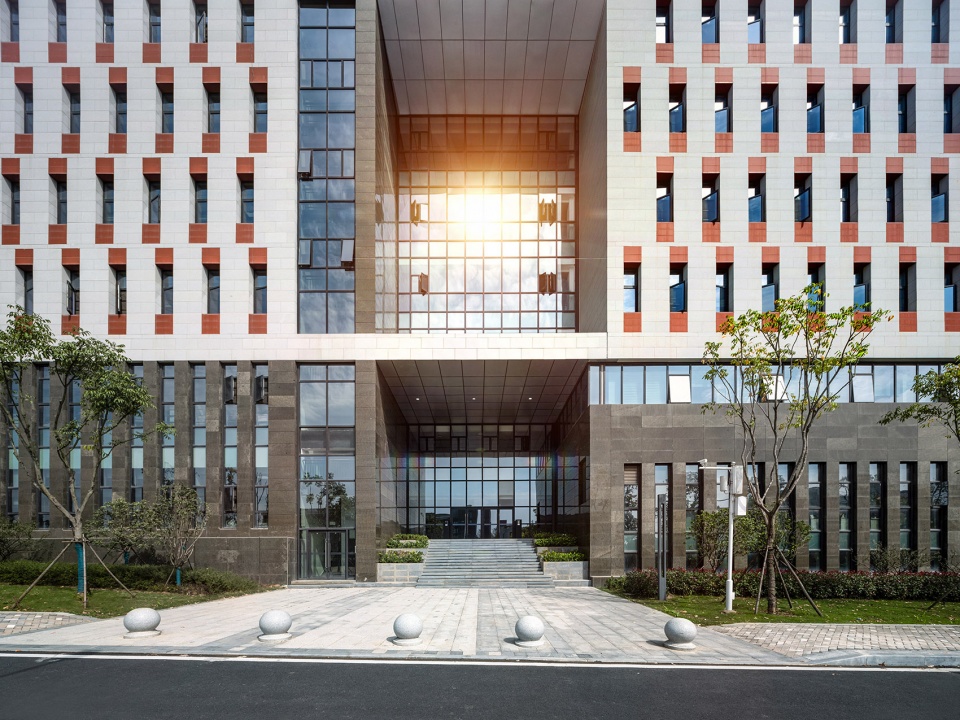 3D garden School of Environmental Studies building by TJAD