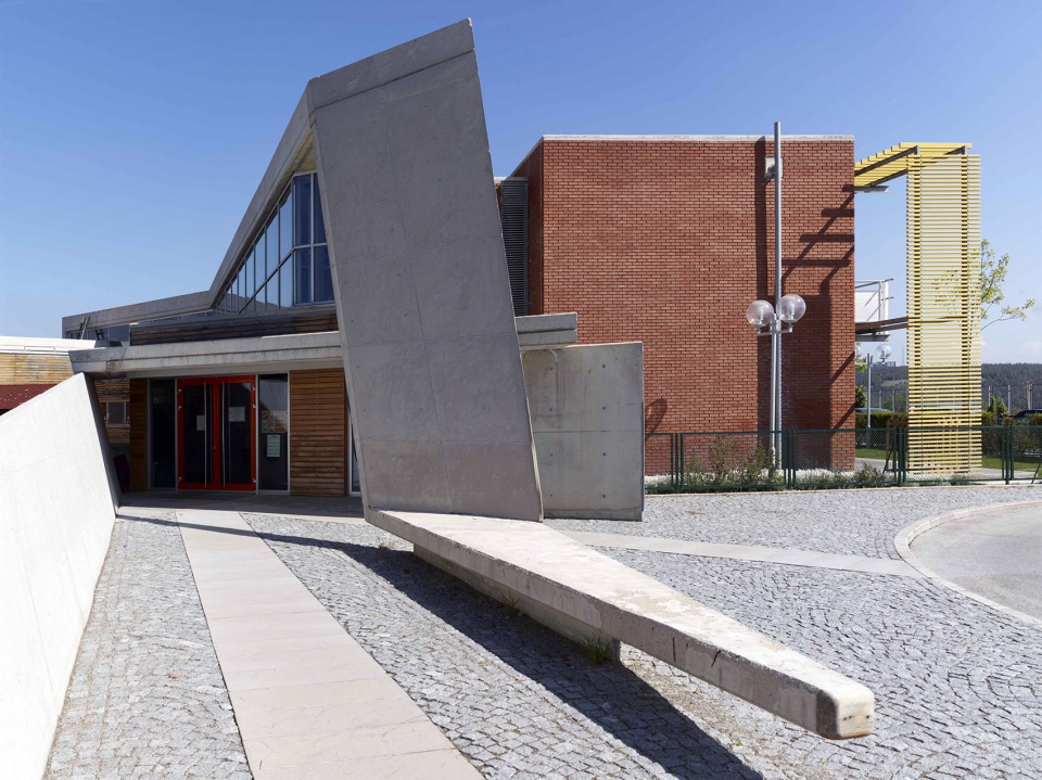Ted Ankara College by Uygur Architects