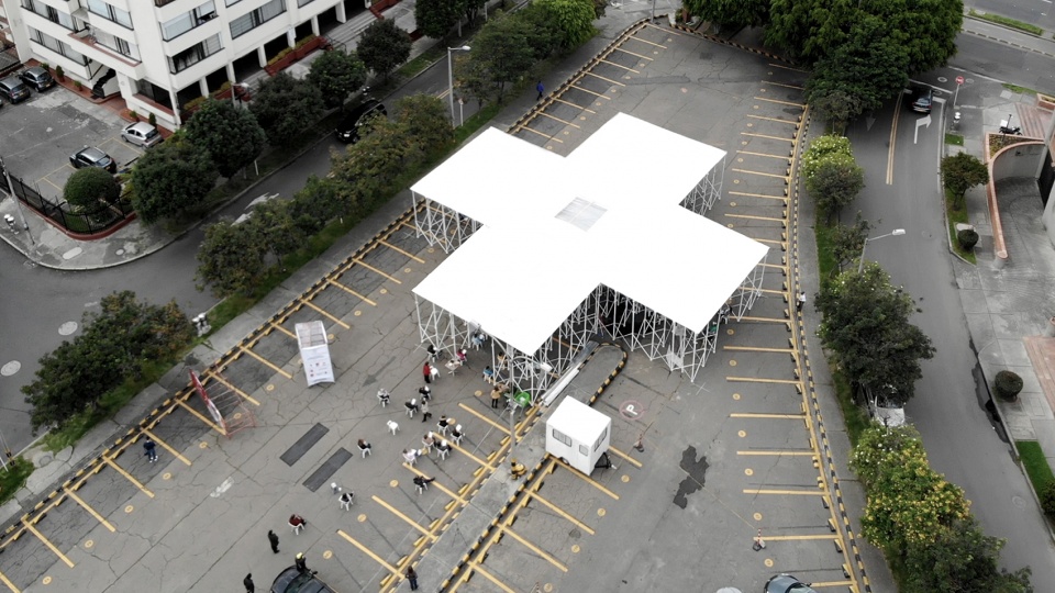alhambras cross by colab 19 sociedad colombiana de arquitectos