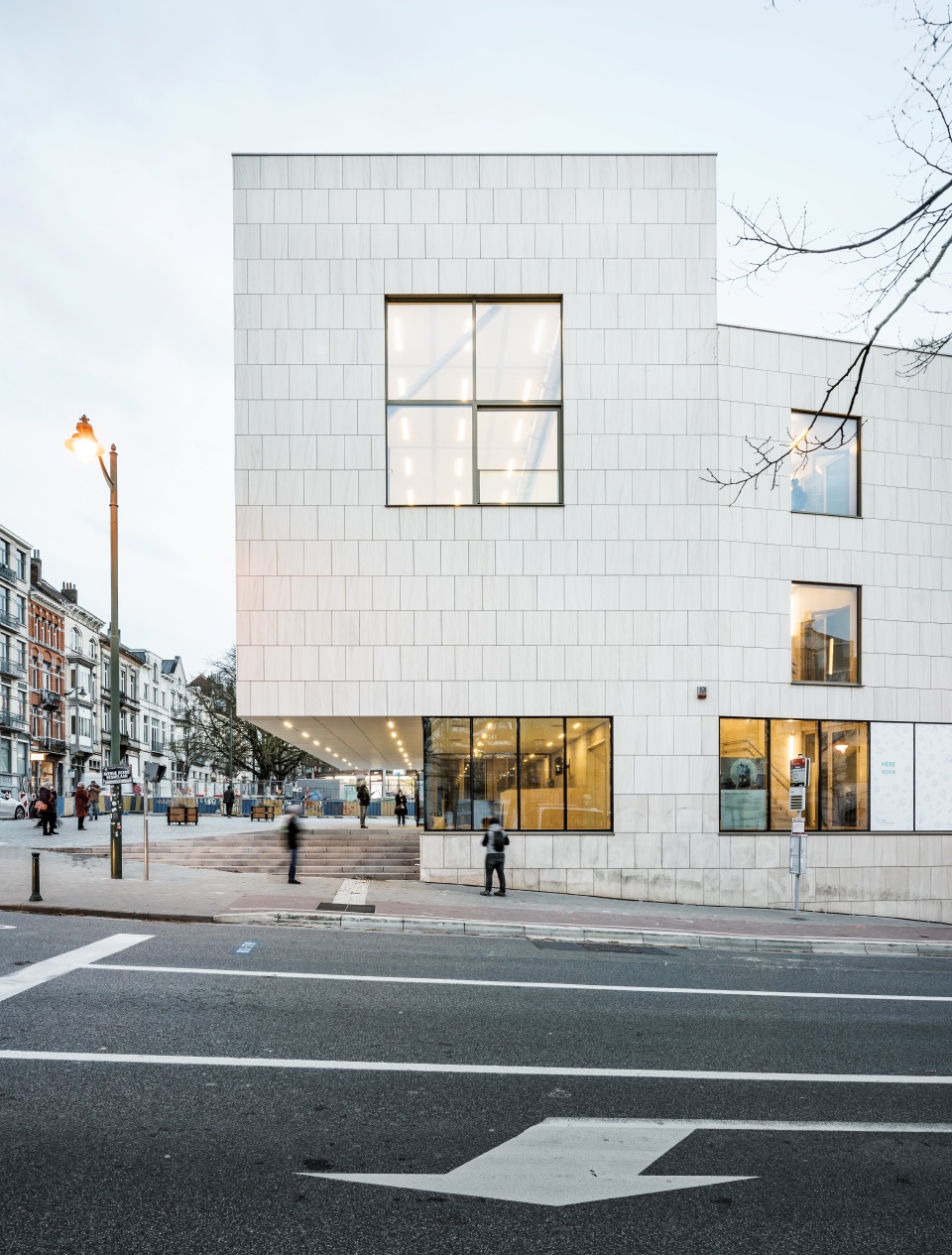 central by b architecten