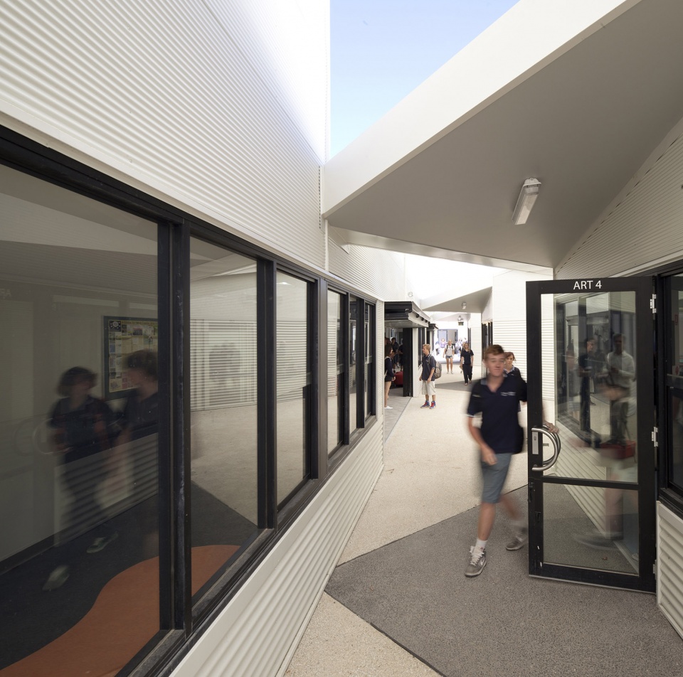 victor harbor senior high school by hames sharley