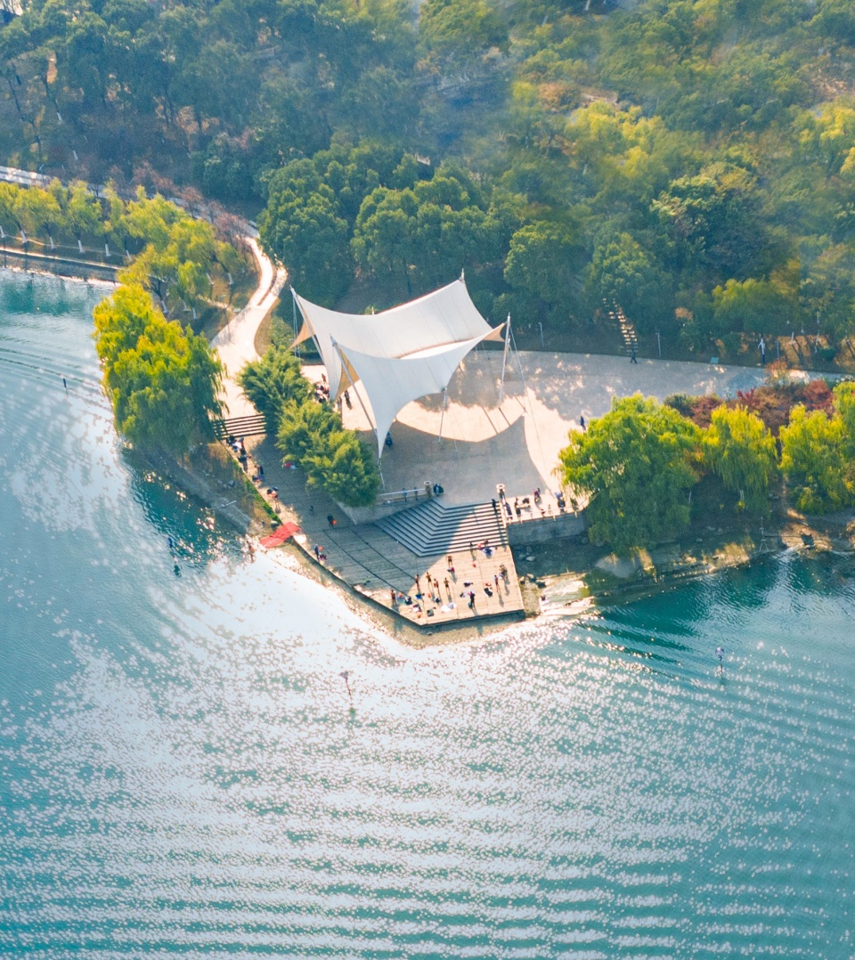 Hefei New Municipal and Culture District Swan Lake Park by LA Design