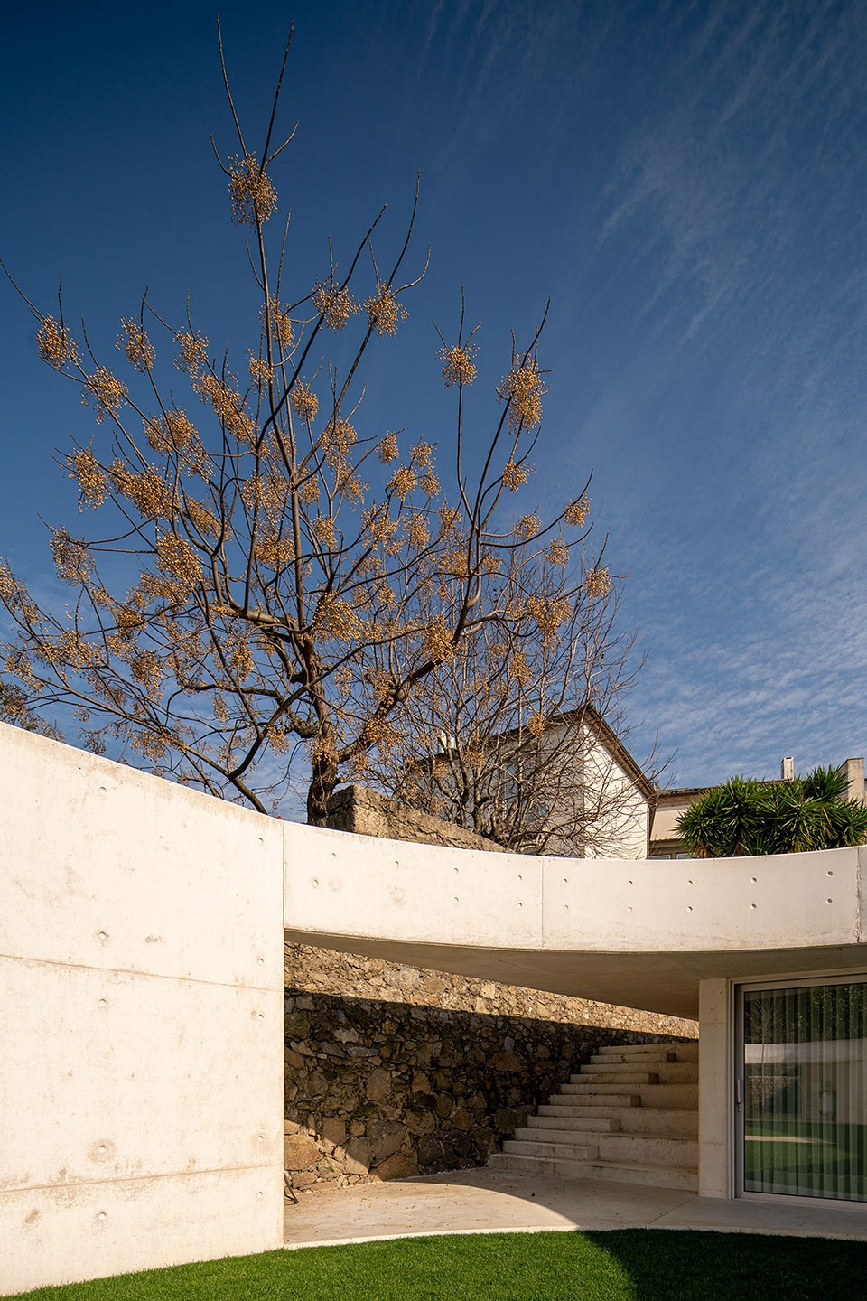 casa na praca mouzinho de albuquerque by carvalho araujo