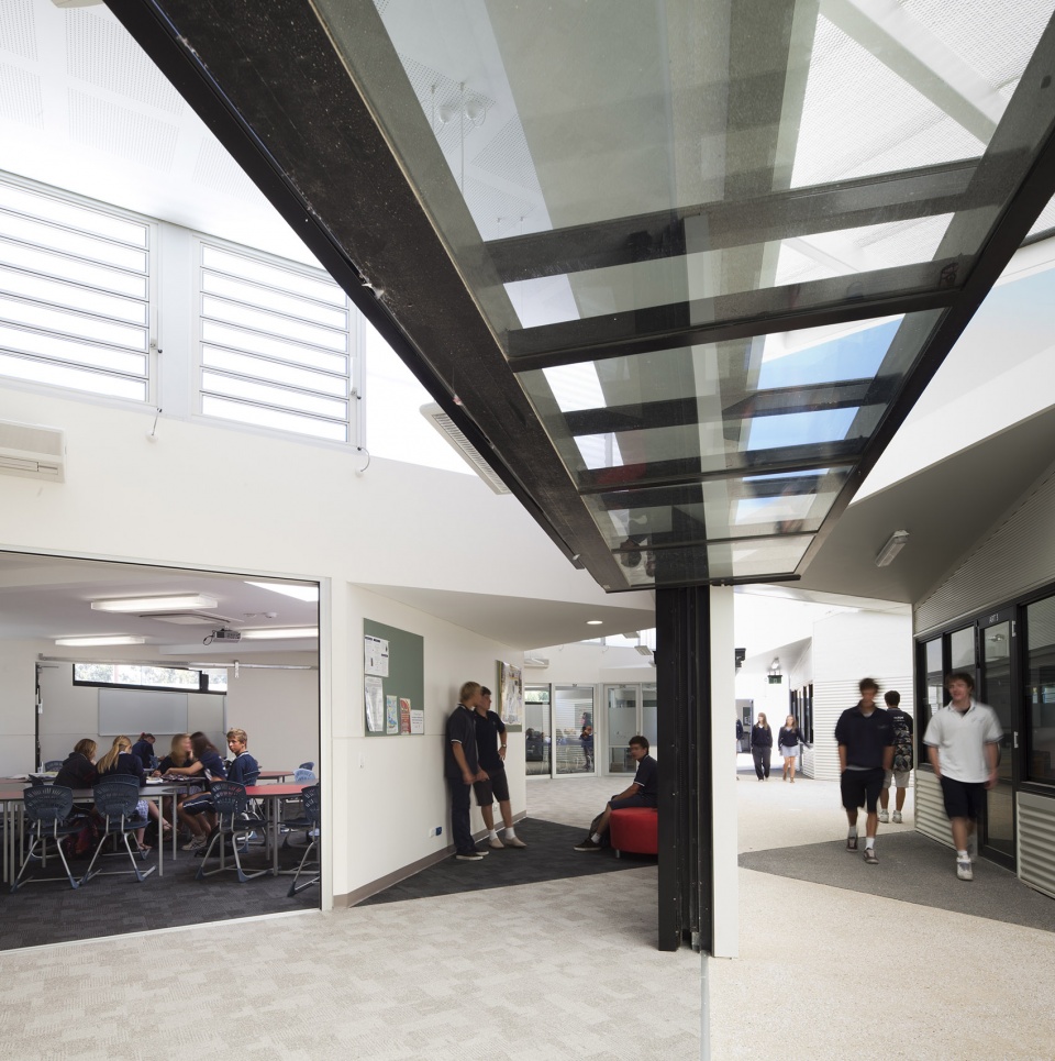 victor harbor senior high school by hames sharley