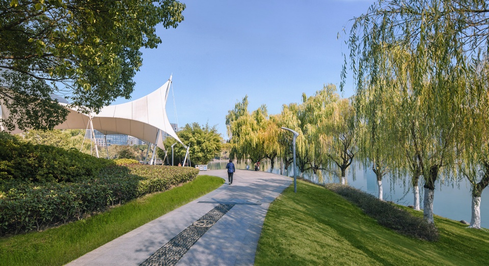 Hefei New Municipal and Culture District Swan Lake Park by LA Design