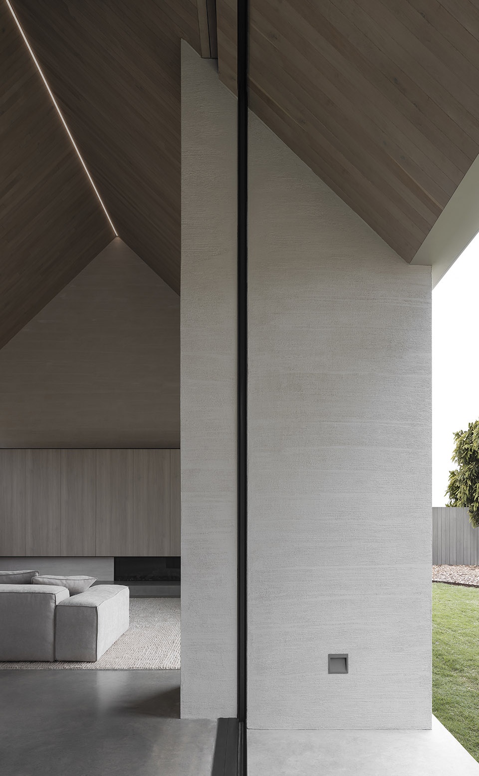 Barwon Heads House by Adam Kane Architects