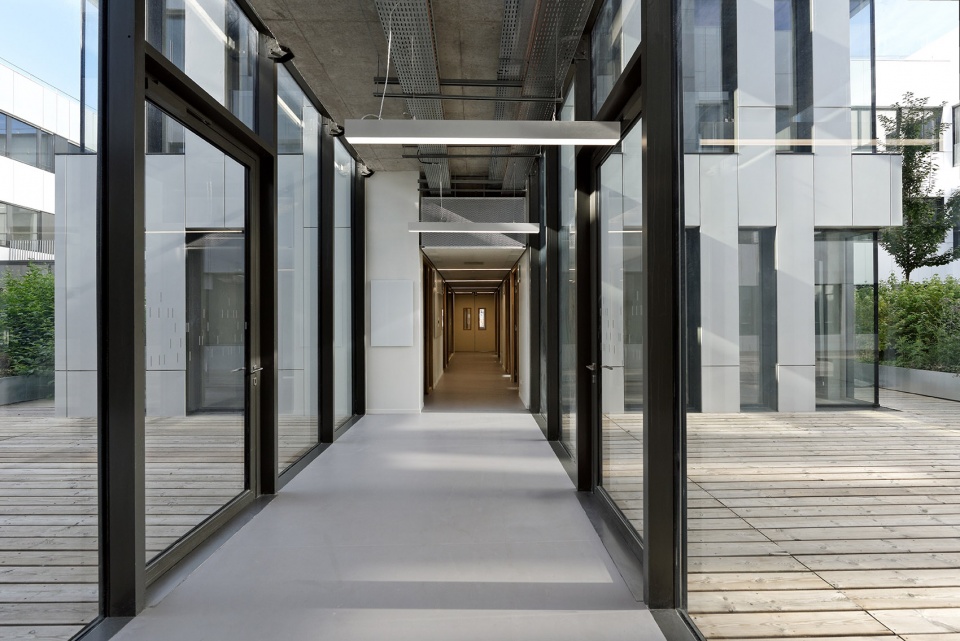 Campus CEA Paris Saclay Neuroscience Institute by Dietmar Feichtinger Architectes Celnikier Grabli Architectes