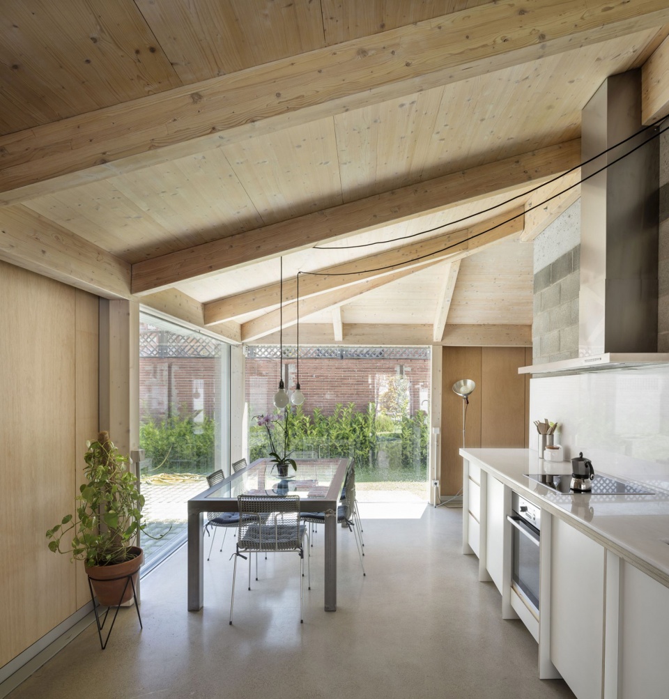 house 905 by harquitectes
