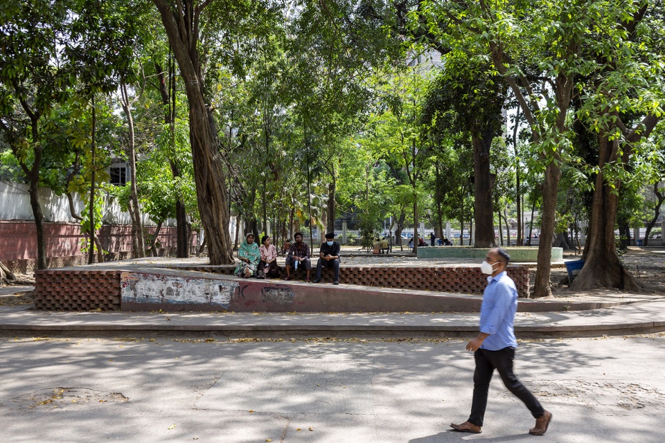 kola bhaban prangon landscape architecture at faculty of arts university of dhaka by sthanik consultants