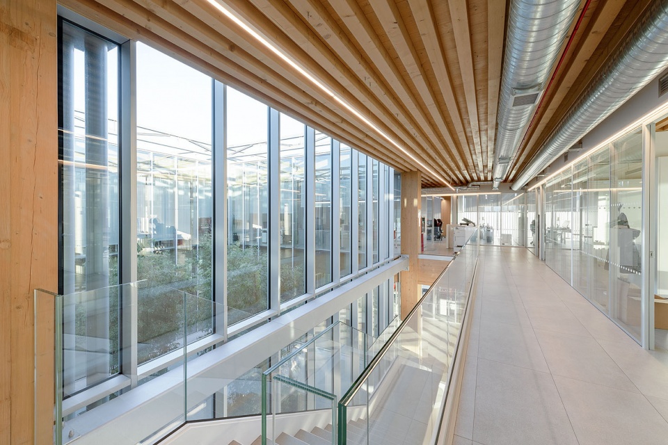 iperceramicas new office building by mario cucinella architects