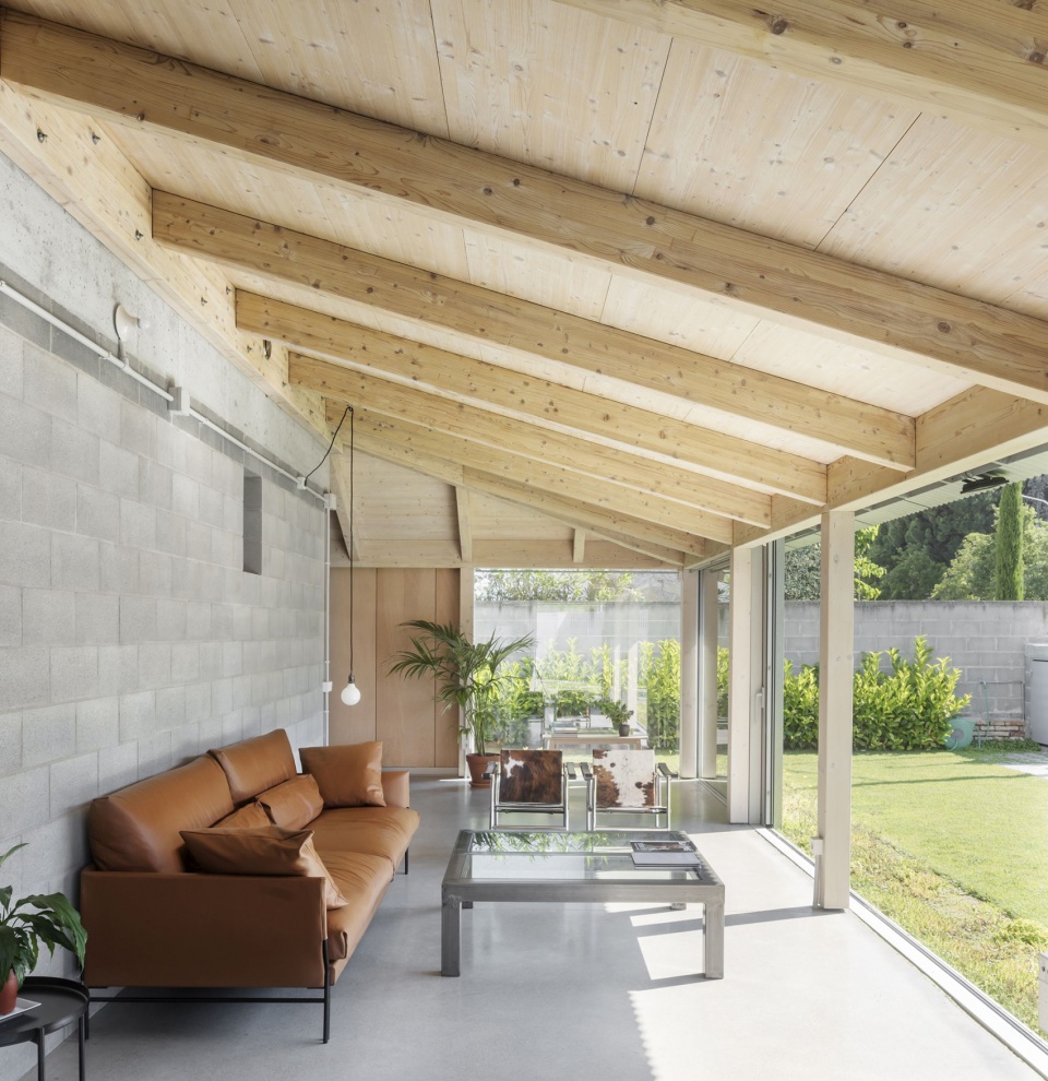 house 905 by harquitectes