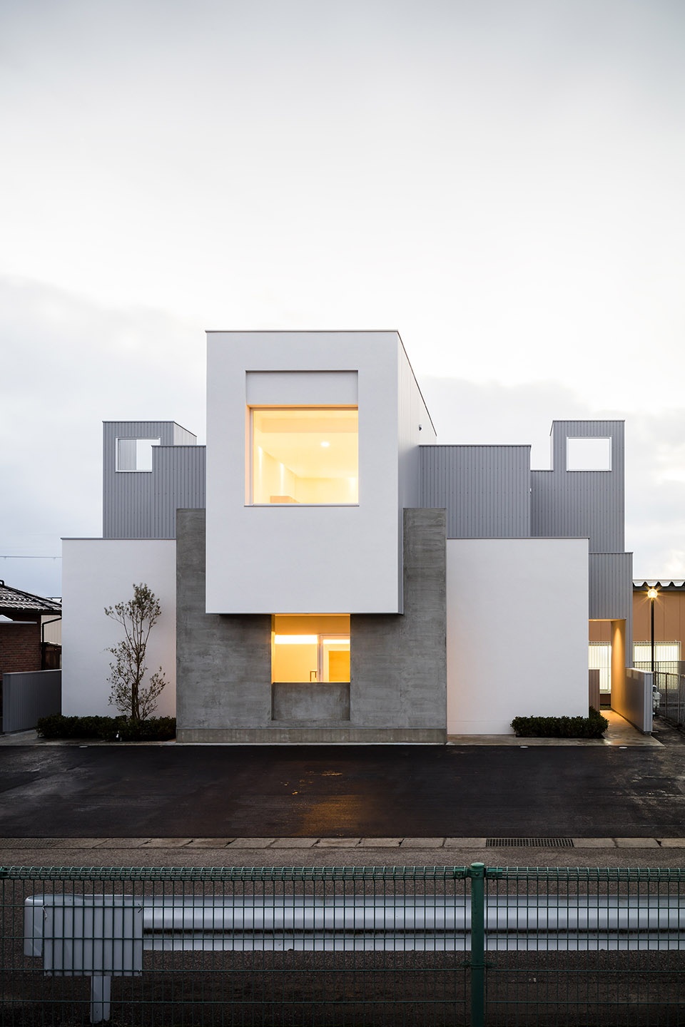 landscape house by formkouichi kimura architects