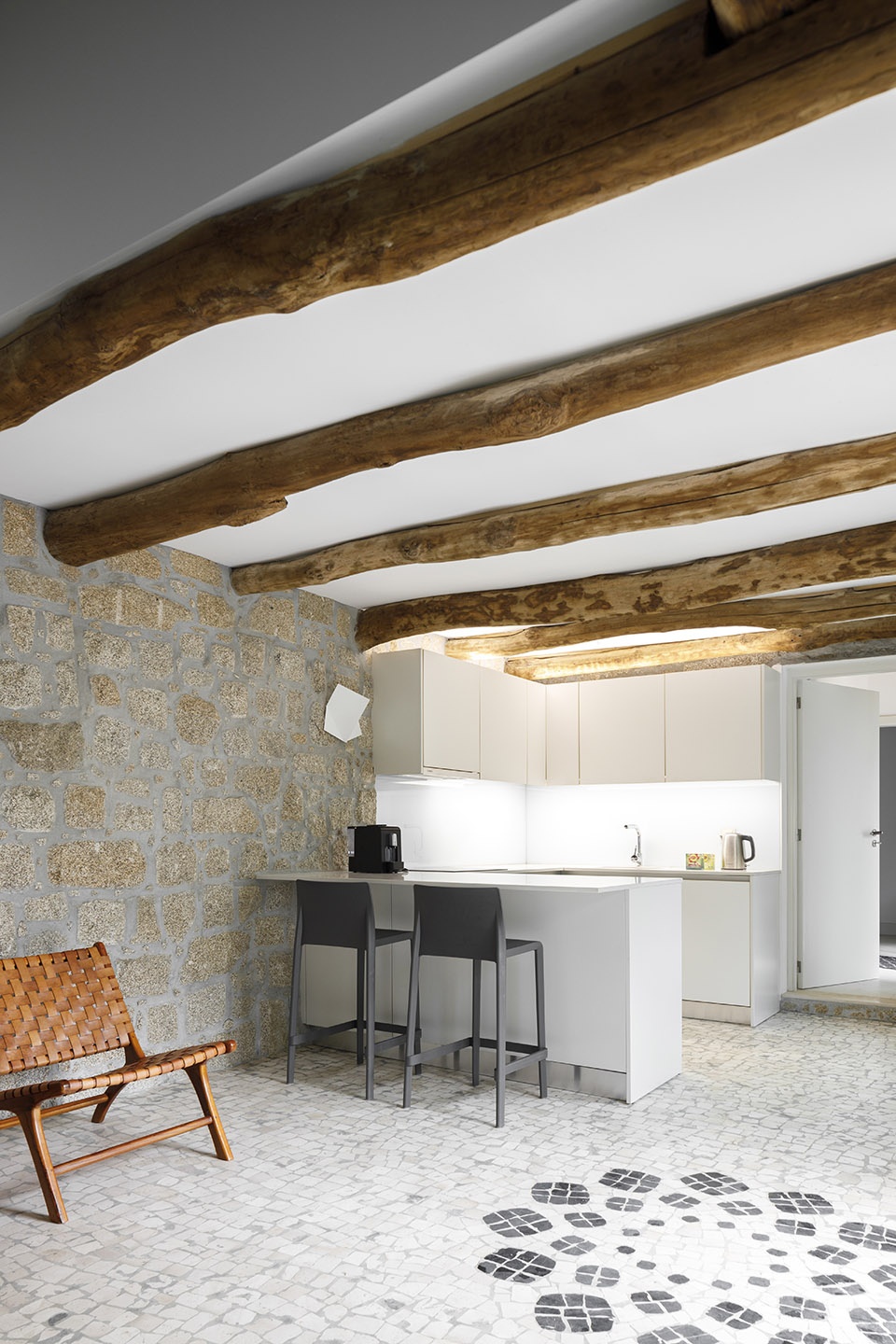 calcada house by ren ito arq