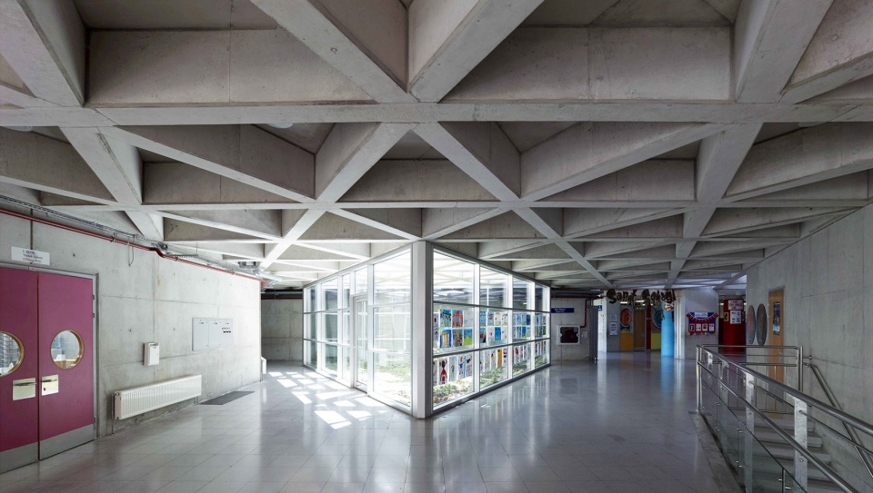 Ted Ankara College by Uygur Architects