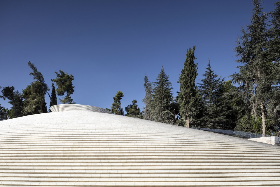 mount herzl memorial hall by kimmel eshkolot architects kalush chechick architects