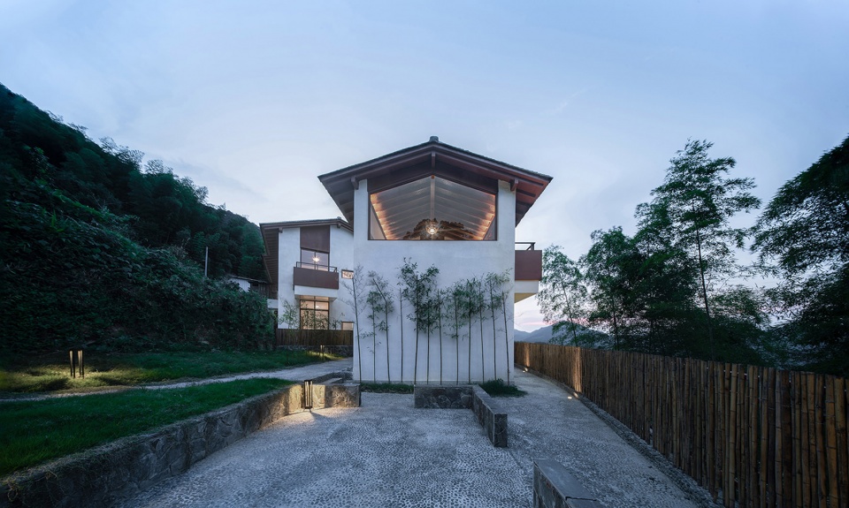 BB in Ginkgo Village China by RESP Studio