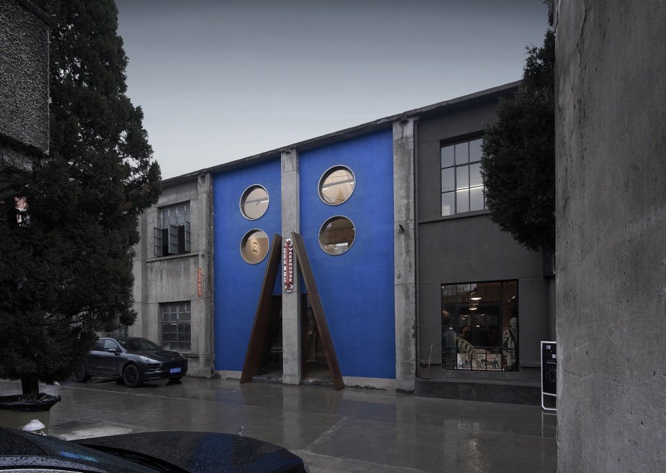 yes art warehouse china by fununit design