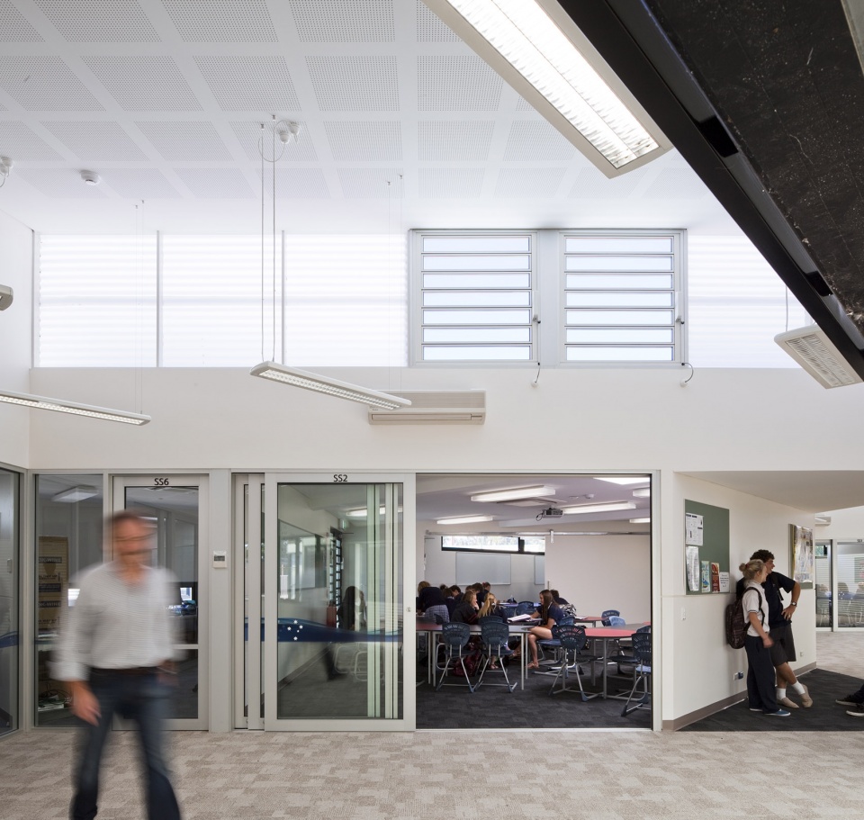 victor harbor senior high school by hames sharley