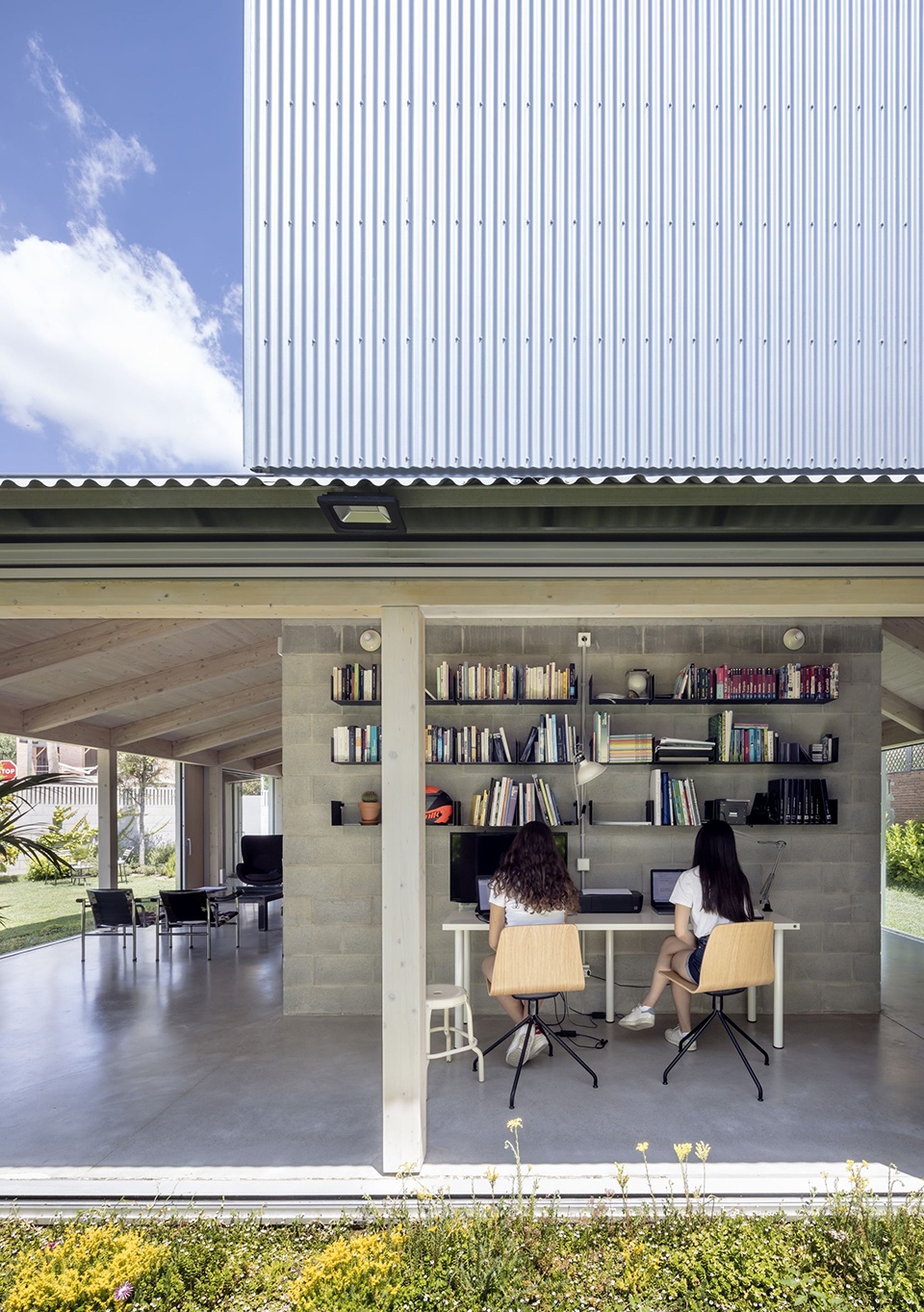 house 905 by harquitectes