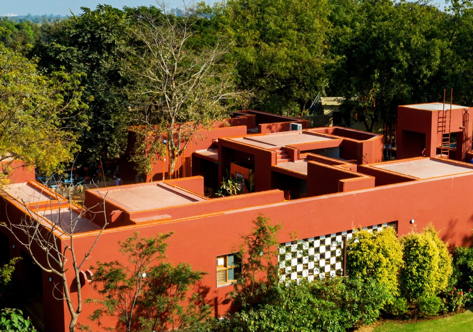 A home for the Guptas Raghuveer Kathpalia