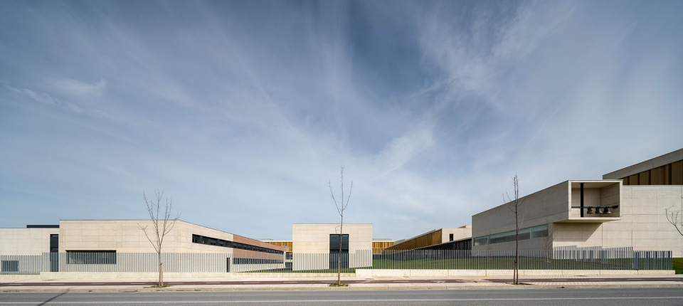 Polytechnical Institute Salesianos Pamplona Garmendia Cordero Arquitectos Tcga Arquitectos