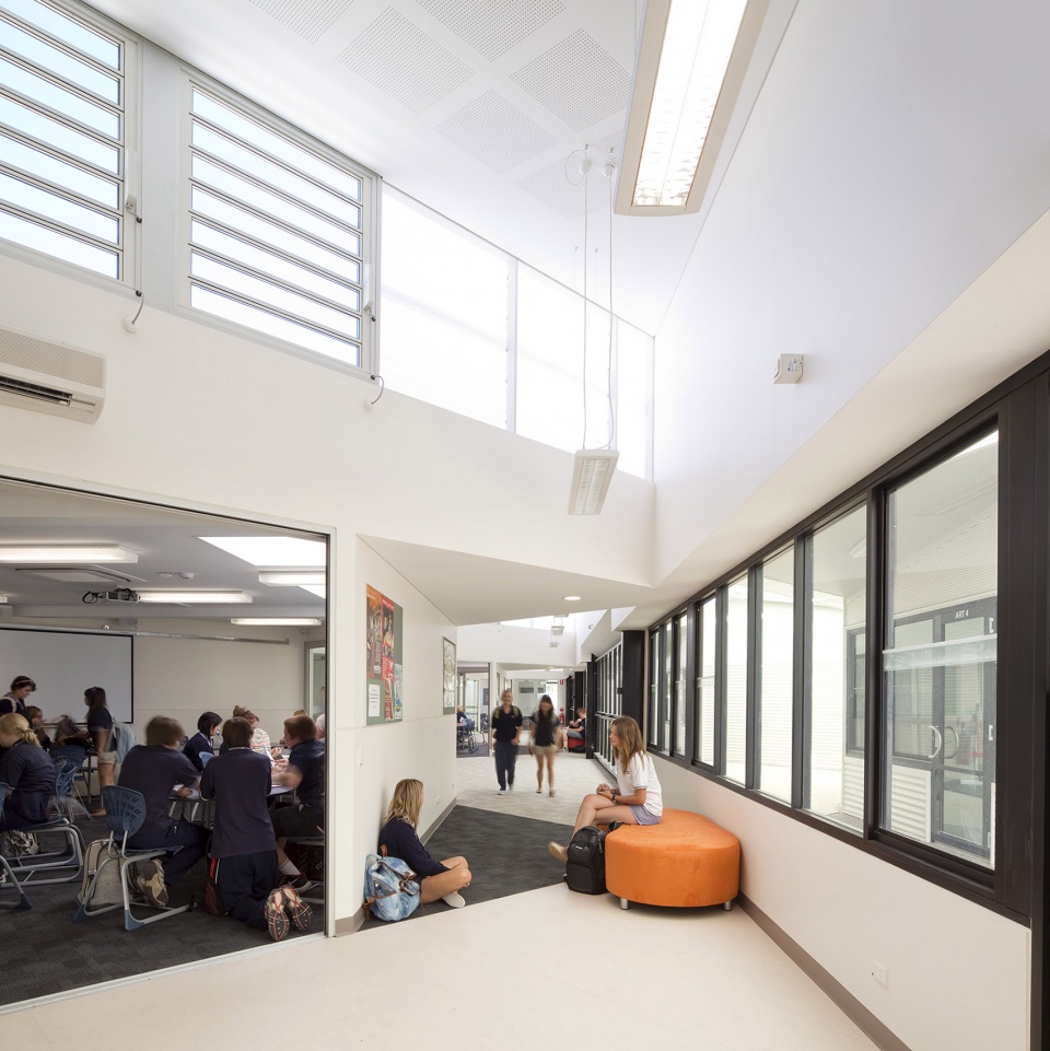 victor harbor senior high school by hames sharley